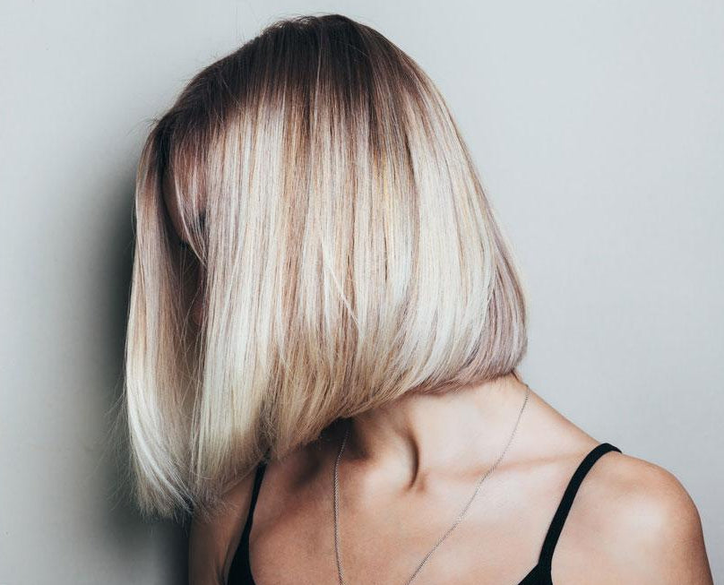 Solid shampoo for blond hair